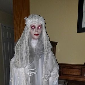 Meet your Posher, Donna